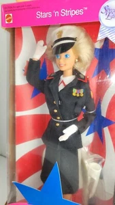 Barbie Mattel 1991 edición especial Stars 'n Stripes Marine Corps sin usar, en caja - Imagen 1 de 9