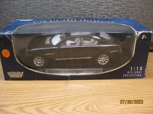 1/18 LINCOLN NAVICROSS CONCEPT IN BLACK, BY MOTOR MAX #73143 - Picture 1 of 24