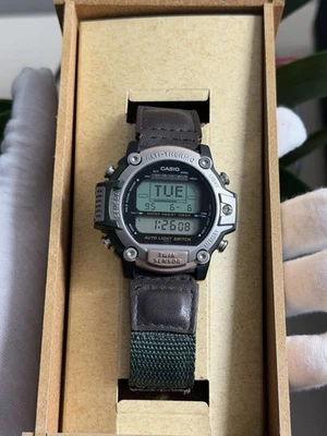 NOS Rare Vintage Casio Pro Trek PRT-30 Twin Sensor Digital Sports Watch JDM 90s - image 1 of 4