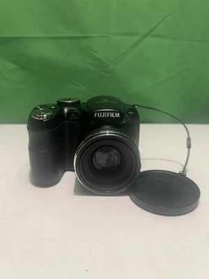 Fujifilm Finepix S Series S1700 Digital Camera 12.0MP Black Tested/ Working - Image 1 of 4