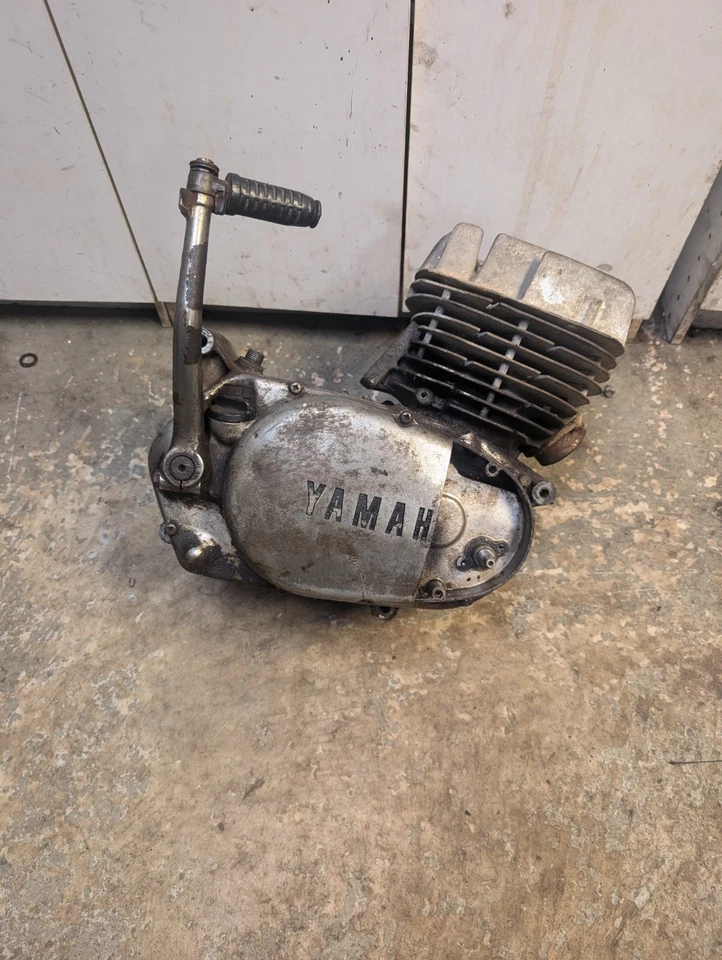Yamaha DT2 1972 motor original OEM DT1F Enduro 250 Kicker Foto 1 de 4