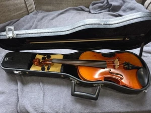 Violín Suzuki Nº220 talla 1/2, Japón, con estuche, muy buen estado - Imagen 1 de 16
