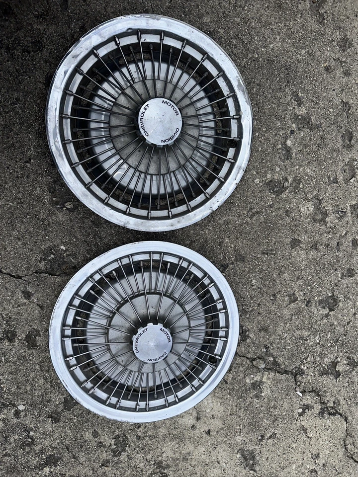 Chevrolet Monte Carlo 3049B 1973-1976 15" tapacubos de alambre cubierta de rueda # 341332 lote Foto 1 de 3