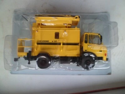 Berliet 620 KB "Lignes aériennes" - 1/43 - Photo 1/4