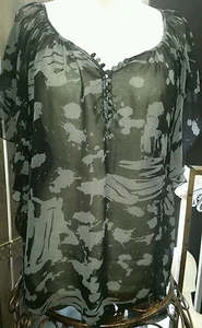 Top manga corta estampado negro lluvia talla m - Imagen 1 de 1