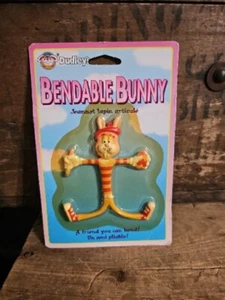 Dudley's Easter Pals Bendable Bunny in Original Package - Vintage Toy - Picture 1 of 11