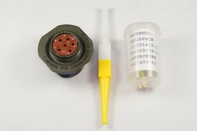 D38999/24WE6PB Amphenol Jam Nut Receptacle w/ Contacts 6 Pos Male 17 Shell NOS - Image 1 of 3