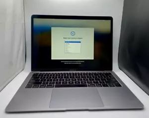 Apple MacBook Air A1932 Intel Core i5-8210Y @ 1.6GHz 8GB RAM 128GB SSD - Imagen 1 de 8