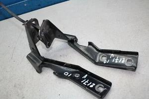 Lada Priora 2171 Built 10 2x Hinge bonnet left right bonnet hinge - Picture 1 of 2