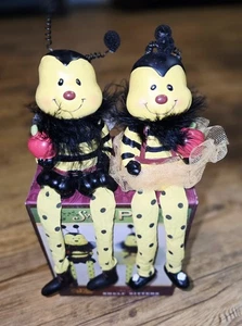 (B)Cracker Barrel Sweet As Pie Boy & Girl Bumblebee Shelf Sitters Home Decor NIB - Picture 1 of 2