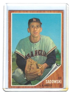 1962 TOPPS ED SADOWSKI #569 LA Angels EXMT Short Print! Free shipping! - Picture 1 of 2