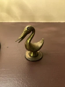 Antico uccellino anatra stilizzato Art Brass Co New York Deco 2" - Foto 1 di 5