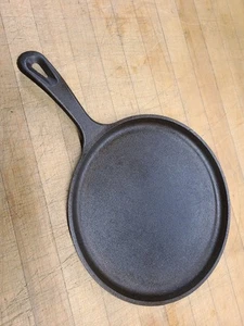 Lodge Griddle 90G 10.5” Cast Iron Round Flat Skillet Pan - Picture 1 of 3