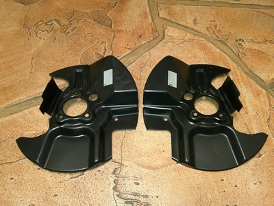 PAR DE 01-05 MAZDA MX-5 MIATA SPORT FRENO DELANTERO PROTECTOR CONTRA EL POLVO, OEM Foto 1 de 2