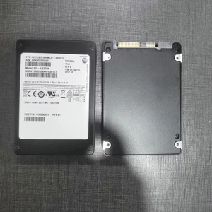 SSD HPE Samsung PM1633a 3.84TB 12Gbps SAS. Modelo: MZILS3T8HMLH-000H4 - Imagen 1 de 3