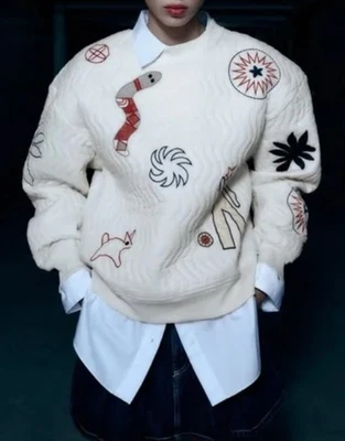 NUEVO CON ETIQUETAS Sudadera Zara Bordada Acolchada Beige Marfil Gran Tamaño Pequeña S Cuello Redondo Foto 1 de 4