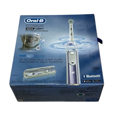 Cepillo de dientes eléctrico Oral-B Genius 9600 ligeramente usado excelente estado Foto 1 de 4