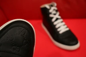 $749.00!! GUCCI G G MEN'S LUXURY BLACK / WHITE LOGO HI TOP SNEAKER U.S SIZE 7.5 - Picture 1 of 14
