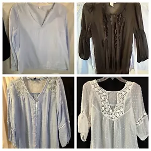 Set vier kleine Damenoberteile Shirts Boho Rüschen Old Navy neu mit Etikett, Zac & Rachel gebraucht, in einwandfreiem Zustand - Bild 1 von 24