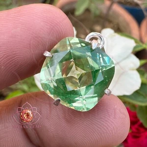 Certified 20.25 CT Natural Vibrant Green Peridot Gemstone Pendant – 925 Silver - Picture 1 of 7