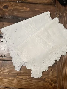 Vintage Beautiful Lace Eyelet White Table Runners, Set Of Two - Picture 1 of 6