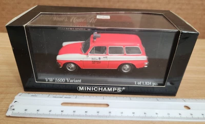 VW 1600 Variant Tipo III Squareback coche fundido a presión a escala 1/43 por Minichamps, sin usar, en caja Foto 1 de 4