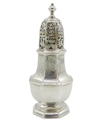 Lanzador heráldico de plata Queen Anne Britannia antiguo 1705 Londres Charles Adam Foto 1 de 4