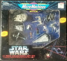 Star Wars - 11 Piece Collector's Gift Set (Kay-Bee Toys) Micro Machines 1994