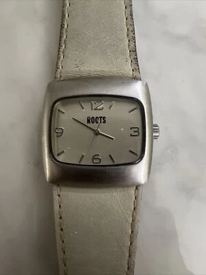 Reloj de cuero Roots Foto 1 de 4