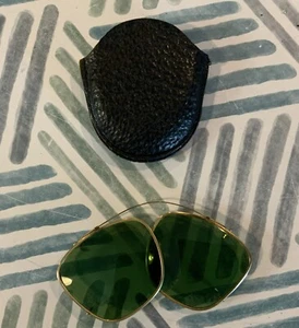 Vintage Optical Military Pilot Style Sunglass Clip-Ons Green Lenses W Case - Picture 1 of 7