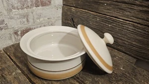 Hearthside Watercolors Round Covered Vegetable/Soup Server - Japan 4Qt - Picture 1 of 5