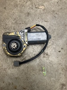 1997 1998 Lincoln Mark VIII Window Motor Driver Side - Picture 1 of 1