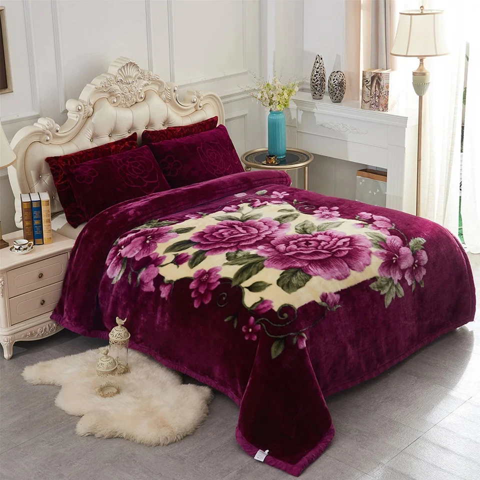 Manta Raschel Pesada Floral & Animal 2 Capas 85" X 95" Foto 1 de 4