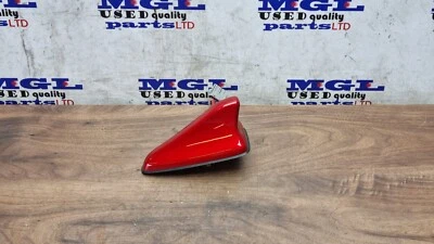 KIA STINGER ROOF SHARK GPS AERIAL ANTENNA 96210-J5300  2017-2021 - Image 1 of 4