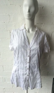 Excellent! Jacqui E White striped fitted button up short sleeve shirt size 12 - Picture 1 of 9
