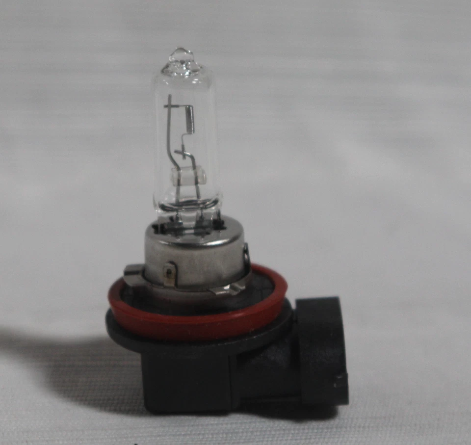 Par de bombillas Eiko H965 PGJ19-5 T4 12V NUEVO Foto 1 de 2