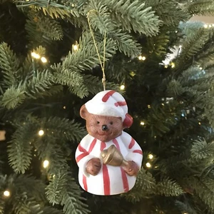 Oso Giftco 1985 vintage en pijama campana adorno cerámica vintage - Imagen 1 de 4