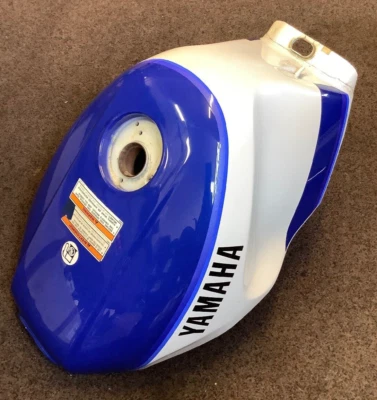 Yamaha FZR1000 3GM Petrol Fuel Tank  3GM-24110-01 - Image 1 of 4