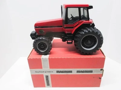 ERTL CASE - TRACTOR INTERNACIONAL 7130 MAGNUM - EDICIÓN DENVER 1987 1/16 - M.I.B. Foto 1 de 4
