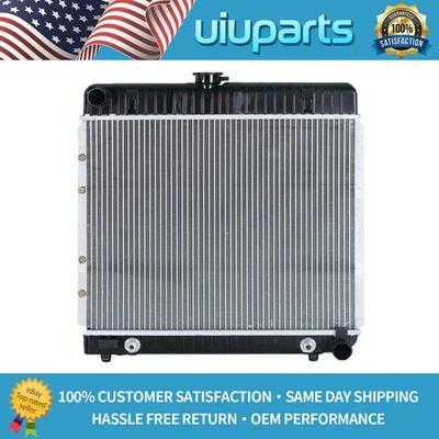 CU670 Radiator For Mercedes-Benz 230 1976-1978 240D 1976-1982 1983 2.3 2.4 L4 AT - Imagem 1 de 4