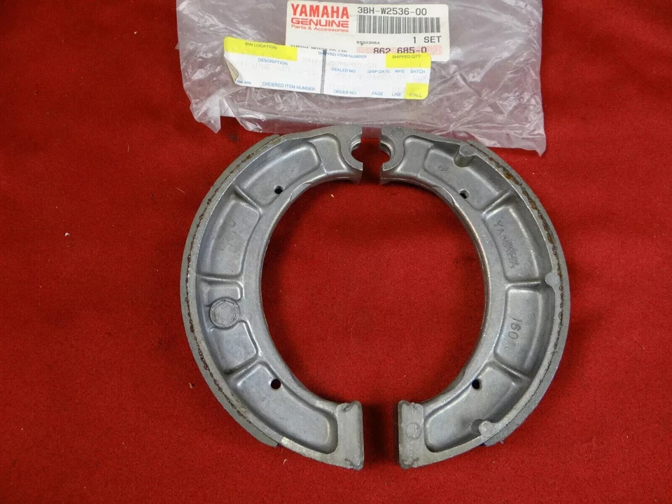 KIT ZAPATAS FRENO YAMAHA 1979-1980 IT400 425 3BH-W2536-00 Foto 1 de 1