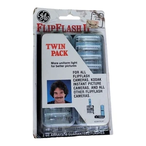 Vtg GE FlipFlash II Camera Flash Bulbs Focal Twin Pack Kodak Instant Sealed 16 - Picture 1 of 2