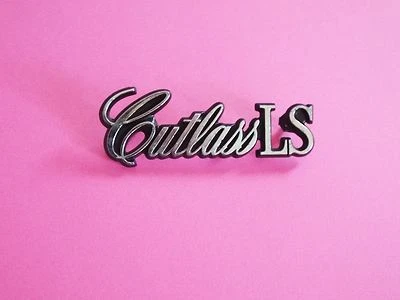 Original 1980-1981 Oldsmobile Cutlass LS 1980-1981 Panel de Puerta Emblema-Insignia Foto 1 de 4