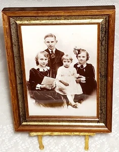 3 Antique Late 1800's 1890's Family Children Wedding Photographs Framed Names - Picture 1 of 24
