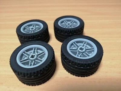 LEGO Technic 4 Stück Reifen 43.2 x 22 ZR hellgraue Felge / TECHNIK - Bild 1 von 4