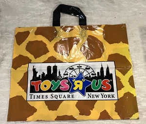 Toys "R" Us Times Square New York Bag with The Twin Towers Silhouette w Handles - Picture 1 of 5