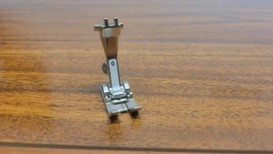 Original Bernina Old Style Fuß #0 Zick Zack und Geradstich - Bild 1 von 3