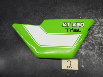 Kawasaki KT 250 KT250 1975 panel de cubierta lateral izquierdo #2 2926 Foto 1 de 4