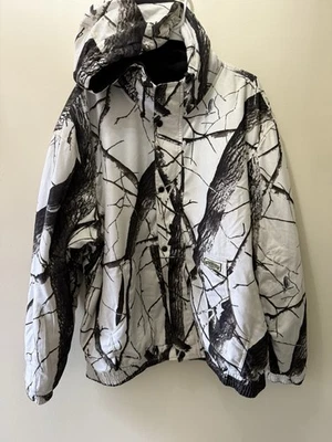 VTG Field & Stream Real Tree Snow White Camo Hardwoods Waterproof Jacket XL  - Image 1 of 4