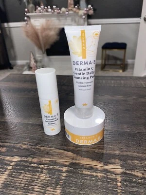 Derma-E Juego de 3 Pcs Pasta Limpiadora Vitamina C, Suero Vitamina C, Crema de Noche Intensa Foto 1 de 4